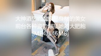 果冻传媒 GDCM-017 小伙给离婚多年的父亲找了一个美女玩3P