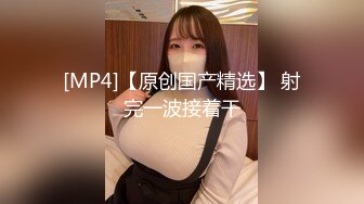 【时年亦昭昭】新人学生妹好纯好漂亮，奶子好大，跟瘦弱身材对比好明显 (1)