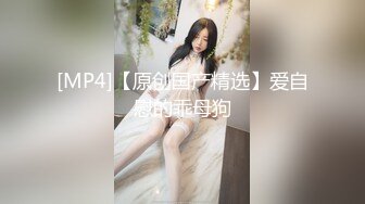 路边公厕一路跟踪偷拍极品美女的小嫩鲍